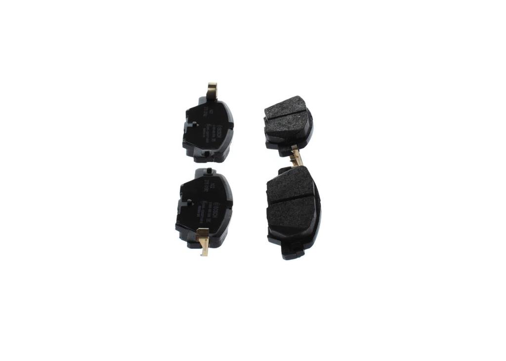 Jeu de 4 plaquettes de frein BOSCH ref. 0 986 460 006