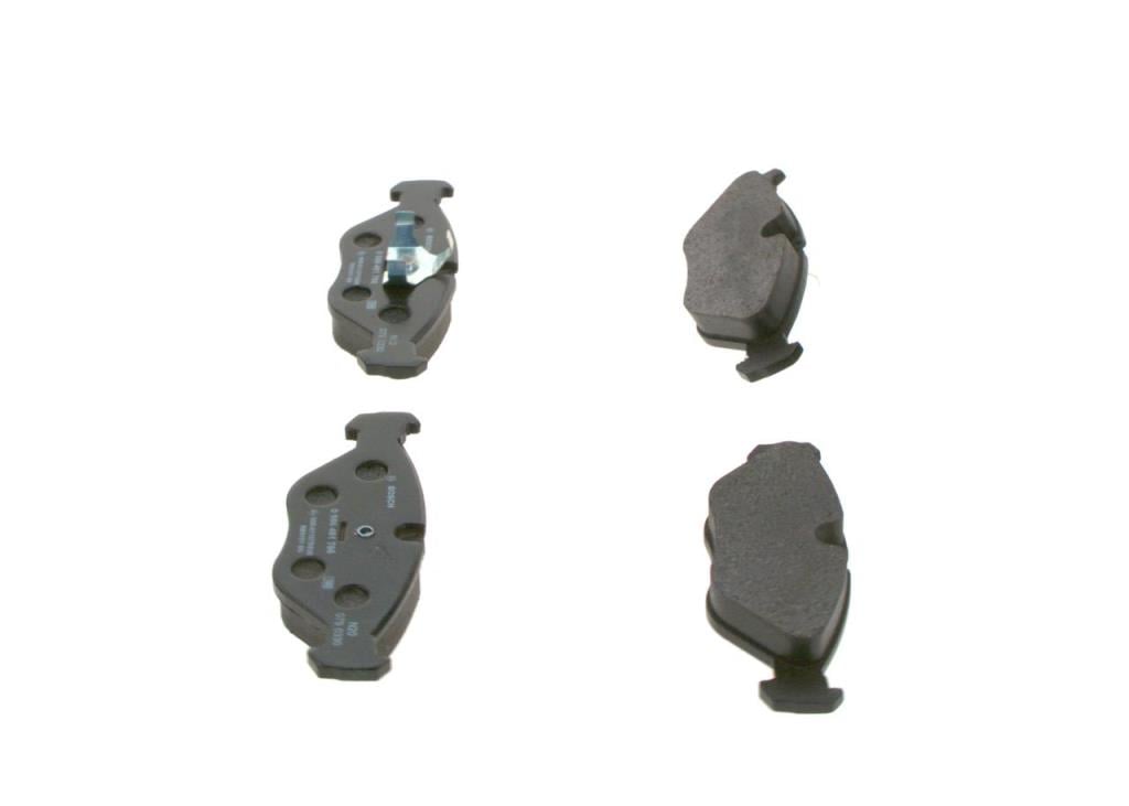 Jeu de 4 plaquettes de frein BOSCH ref. 0 986 461 766