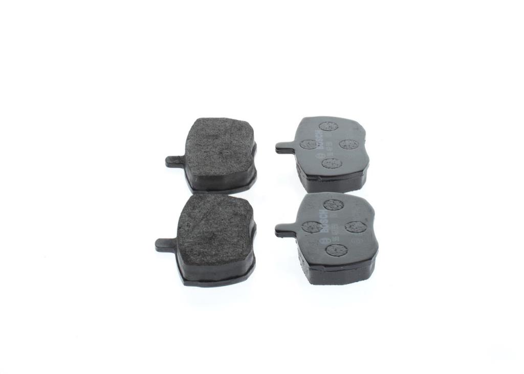 Jeu de 4 plaquettes de frein BOSCH ref. 0 986 467 590