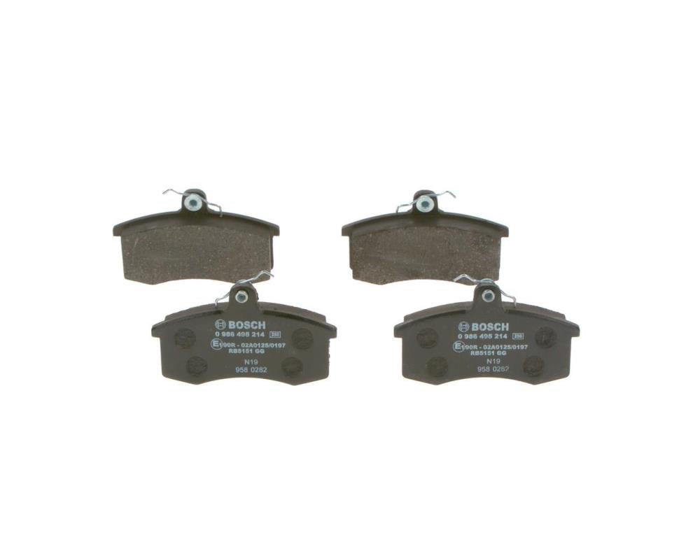 Jeu de 4 plaquettes de frein BOSCH ref. 0 986 495 214