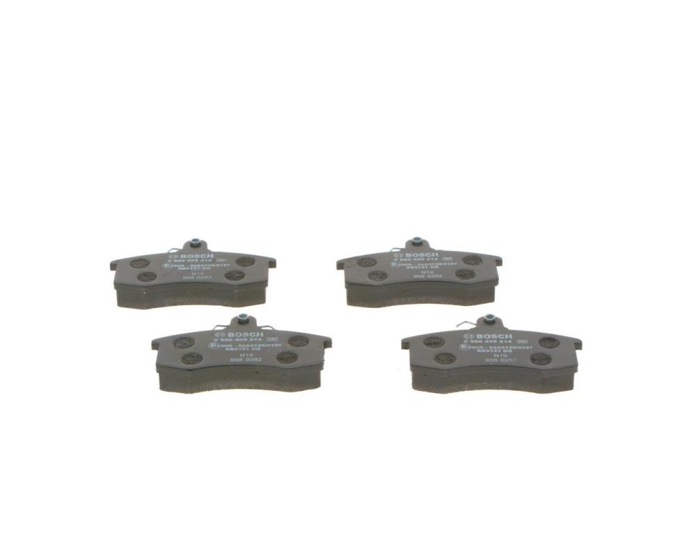 Jeu de 4 plaquettes de frein BOSCH ref. 0 986 495 214