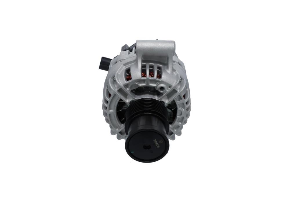 Alternateur BOSCH 1 986 A00 676