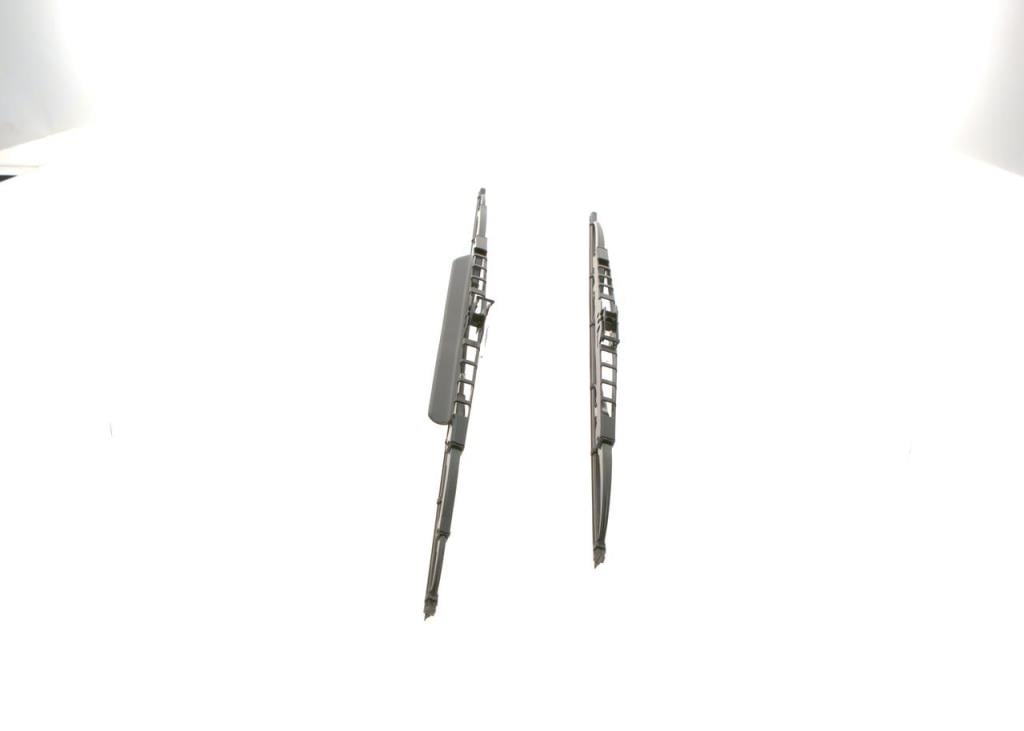 Balai d'essuie-glace (Essuie glace) BOSCH 606 S - ref. 3 397 118 305