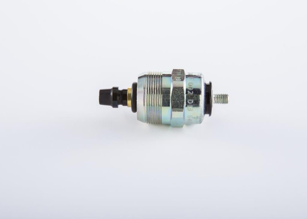 Dispositif d'arrêt, système d'injection BOSCH ref. F 002 D13 640