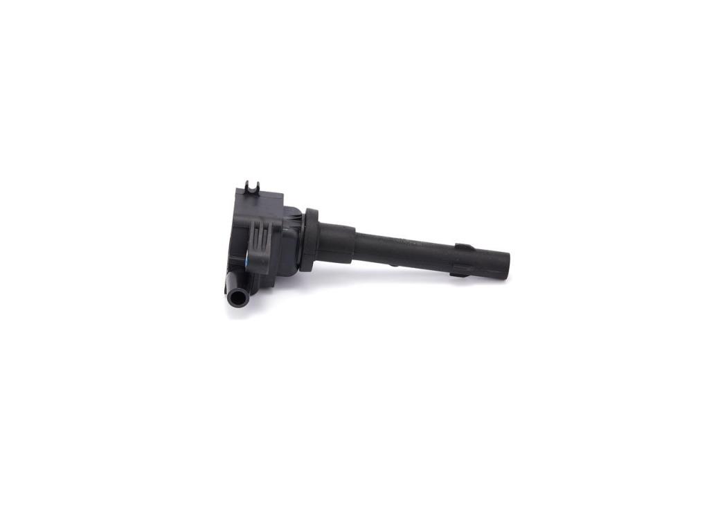 Bobine d'allumage BOSCH ref. F 01R 00A 028