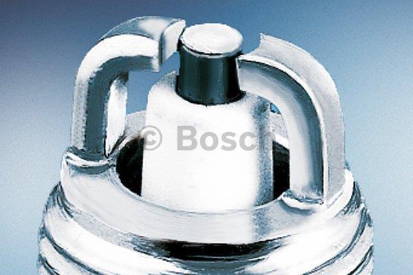 Bujía de encendido BOSCH ref. 0 242 135 500