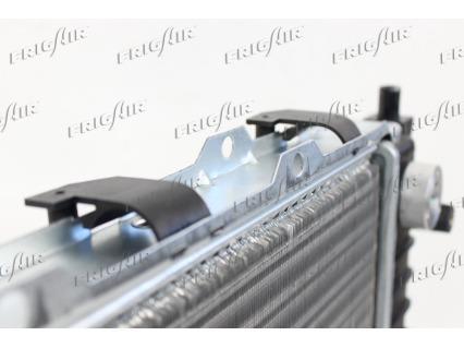 Radiateur moteur (Radiateur de refroidissement) Frig Air S.p.A. 0110.3110