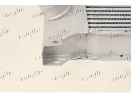 Intercooler, échangeur (Refroidisseur d'air) Frig Air S.p.A. ref. 0704.3048