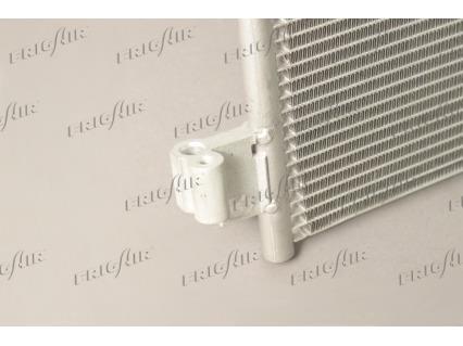 Condenseur, climatisation (Radiateur de climatisation) Frig Air S.p.A. ref. 0809.3076