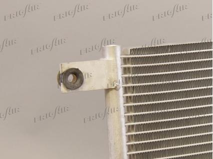 Condenseur, climatisation (Radiateur de climatisation) Frig Air S.p.A. ref. 0831.3008