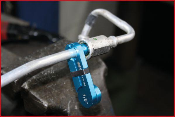 Outils pour raccords de climatisation KS TOOLS 115.1260