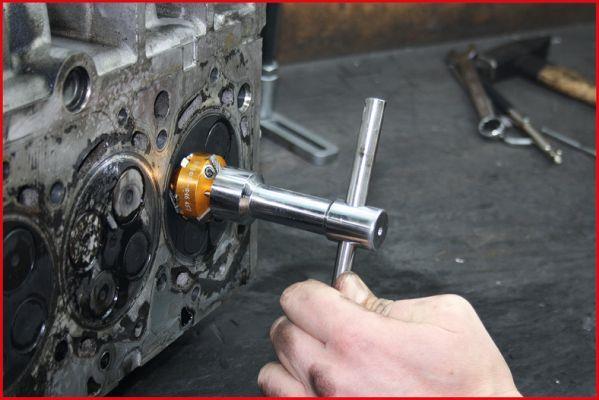 Coffret de nettoyage des sièges injecteurs KS TOOLS ref. 150.3570
