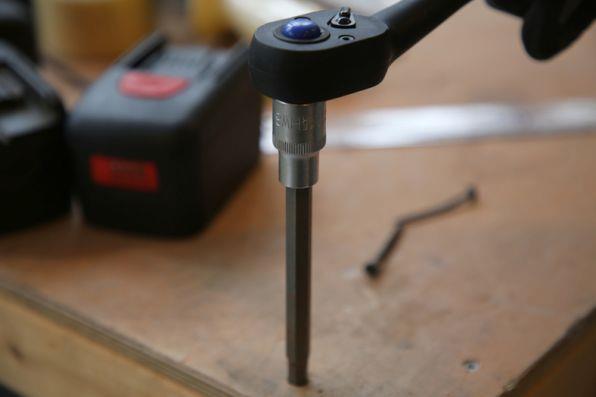Testeur circuit de refroidissement KS TOOLS 150.1933