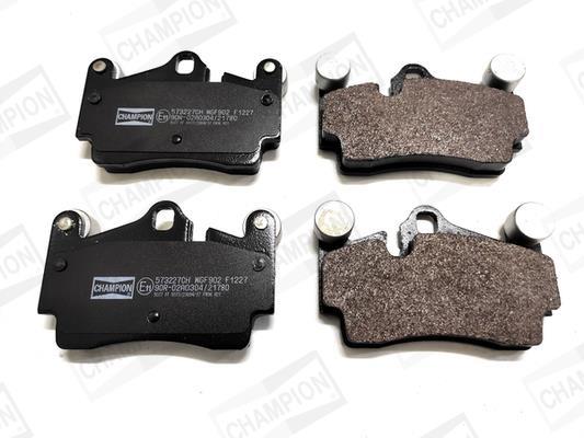 Jeu de 4 plaquettes de frein CHAMPION ref. 573227CH