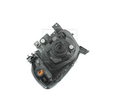 Faro principal NIPPON PIECES SERVICES M675A35