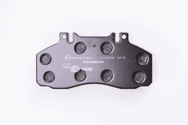 Jeu de 4 plaquettes de frein HELLA PAGID 8DB 355 005-311