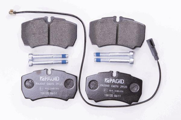 Jeu de 4 plaquettes de frein HELLA PAGID 8DB 355 005-421