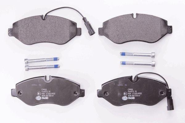 Jeu de 4 plaquettes de frein HELLA PAGID 8DB 355 005-611