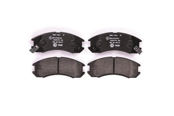 Jeu de 4 plaquettes de frein HELLA PAGID 8DB 355 005-821