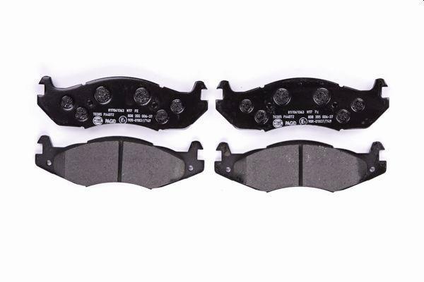 Jeu de 4 plaquettes de frein HELLA PAGID 8DB 355 006-371