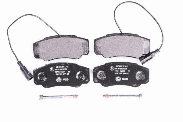 Jeu de 4 plaquettes de frein HELLA PAGID 8DB 355 013-511