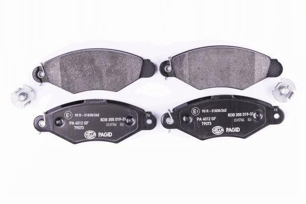 Jeu de 4 plaquettes de frein HELLA PAGID 8DB 355 019-311