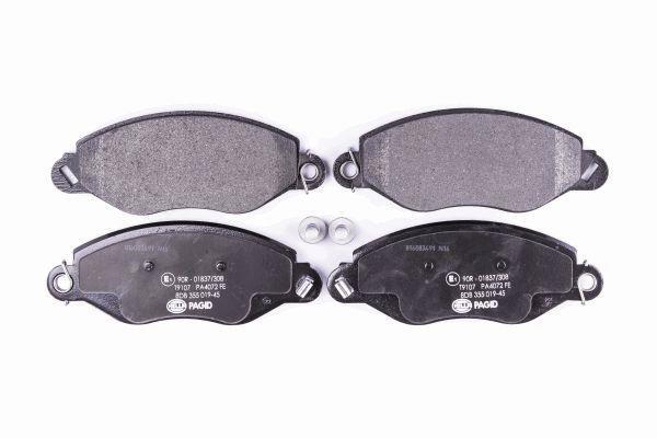 Jeu de 4 plaquettes de frein HELLA PAGID 8DB 355 019-451