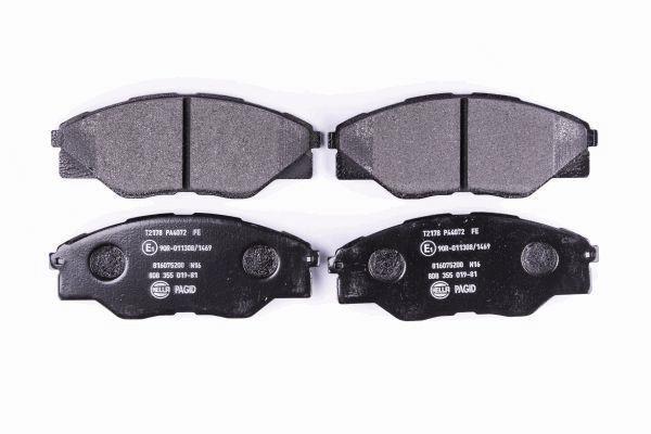 Jeu de 4 plaquettes de frein HELLA PAGID 8DB 355 019-811