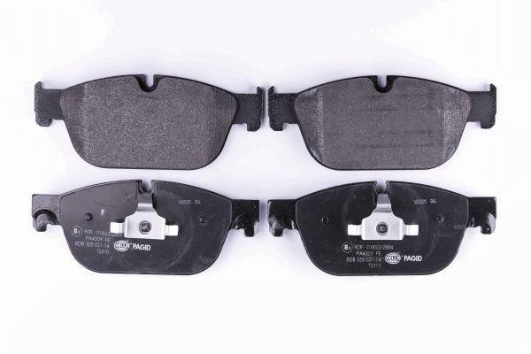 Jeu de 4 plaquettes de frein HELLA PAGID 8DB 355 021-141