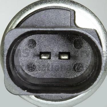 Valve de commande, réglage d'arbres à came PIERBURG ref. 7.06117.11.0