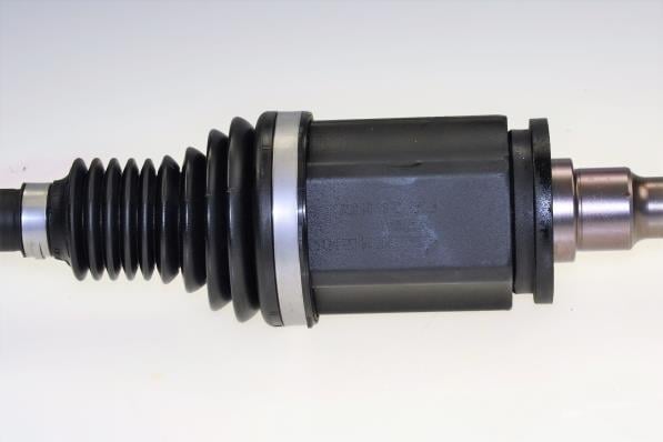 Cardán GKN SERVICE INTERNATIONAL GMBH 306151