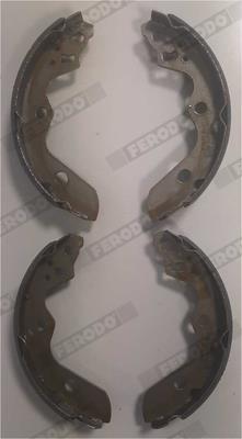 Jeu de 4 mâchoires de frein (Garniture de frein à tambour) FERODO FSB4330
