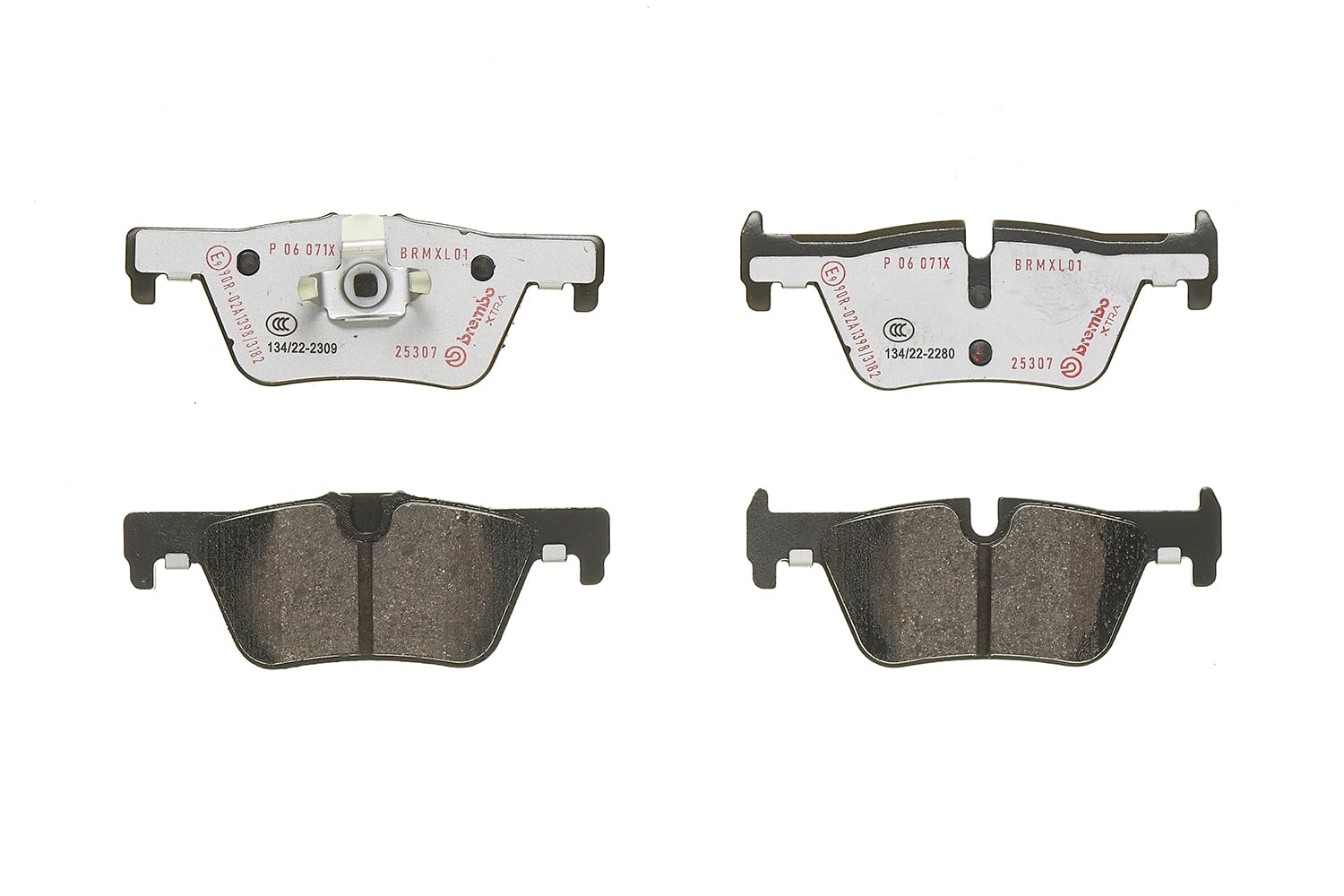 Jeu de 4 plaquettes de frein BREMBO ref. P 06 071X
