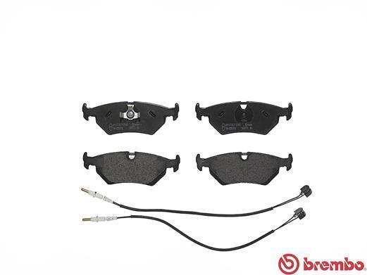 Jeu de 4 plaquettes de frein BREMBO ref. P 23 062