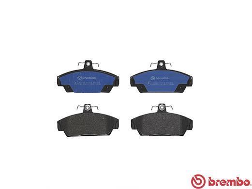 Jeu de 4 plaquettes de frein BREMBO ref. P 52 015