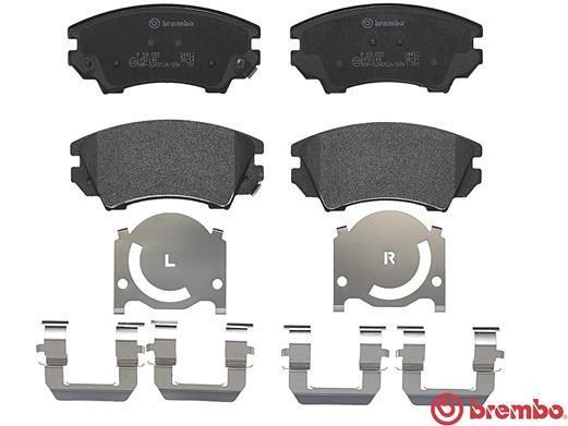 Jeu de 4 plaquettes de frein BREMBO P 59 055