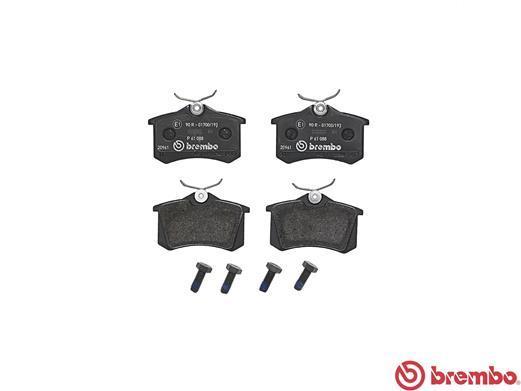 Jeu de 4 plaquettes de frein BREMBO ref. P 61 088