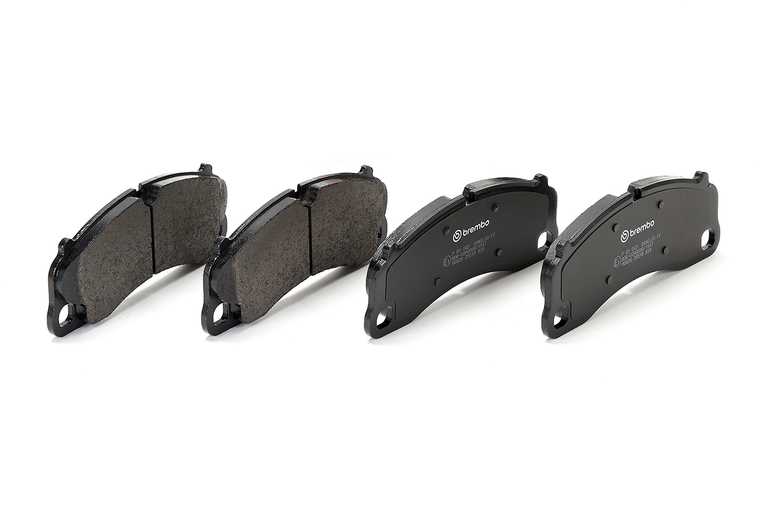 Jeu de 4 plaquettes de frein BREMBO ref. P 65 045