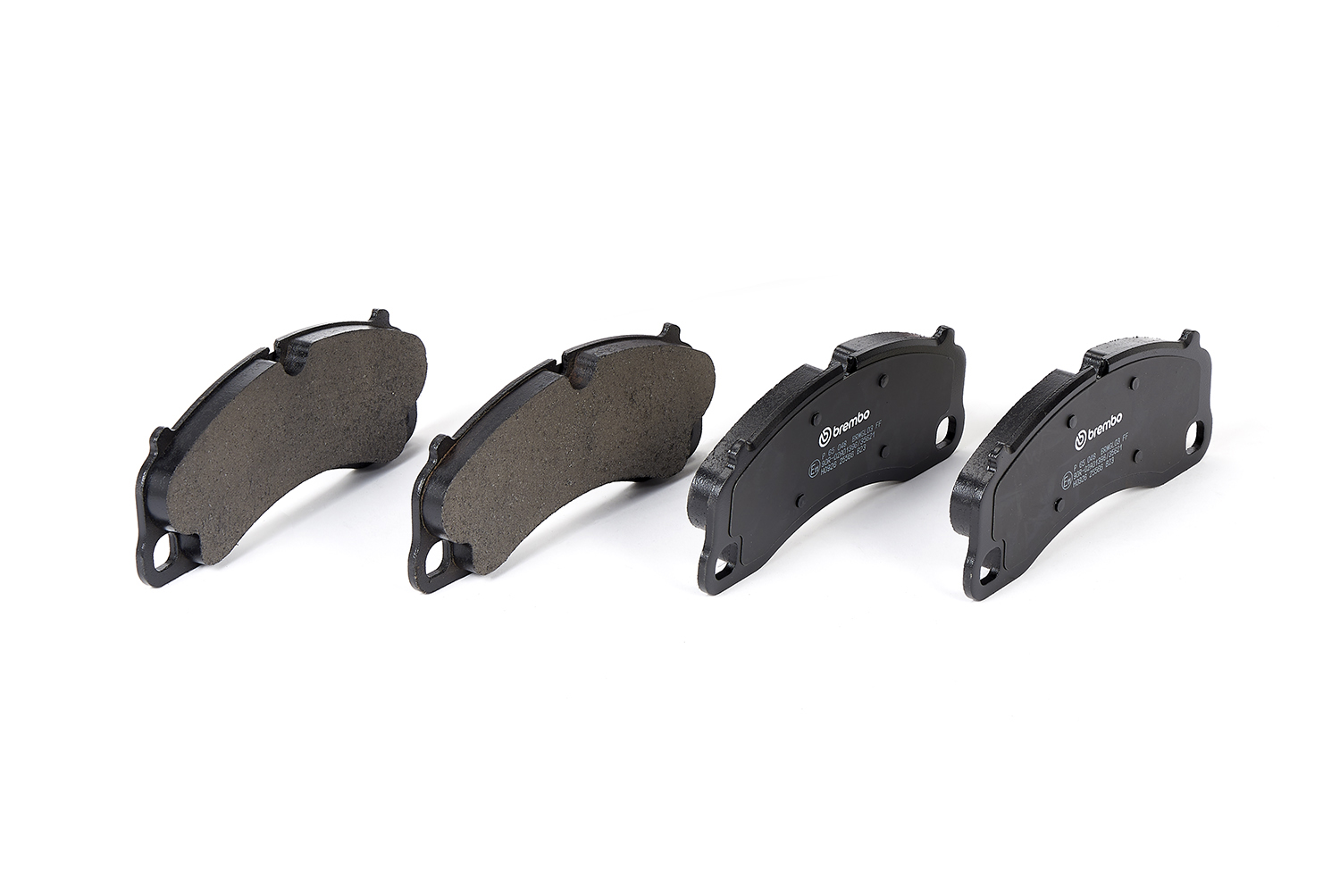 Jeu de 4 plaquettes de frein BREMBO ref. P 65 048