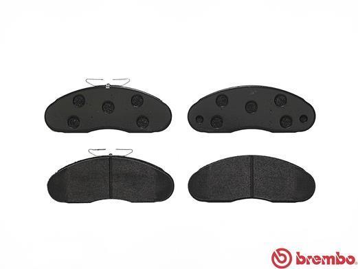 Jeu de 4 plaquettes de frein BREMBO ref. P 68 013