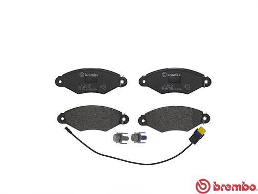 Jeu de 4 plaquettes de frein BREMBO ref. P 68 042