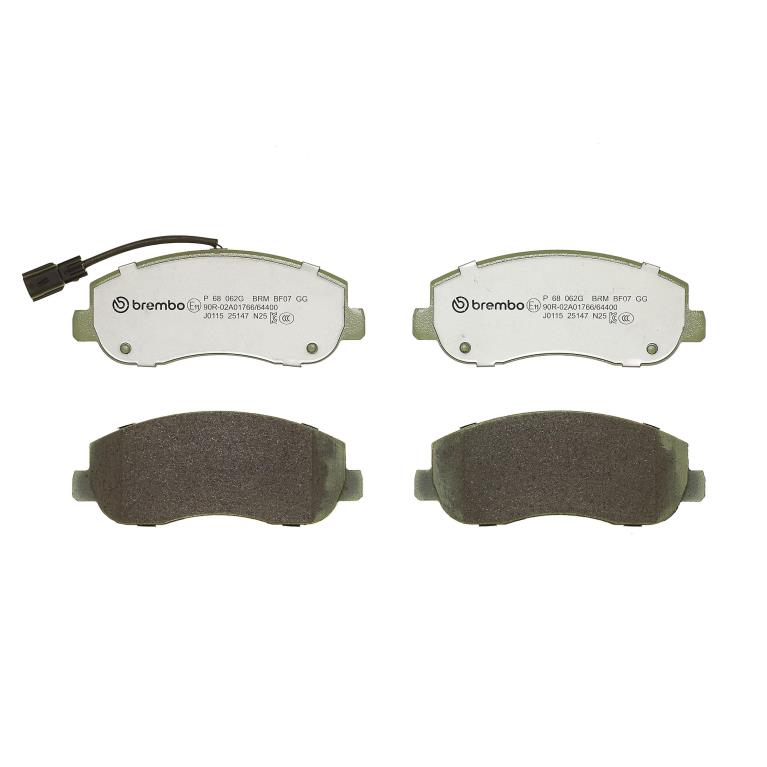 Jeu de 4 plaquettes de frein BREMBO ref. P 68 062G