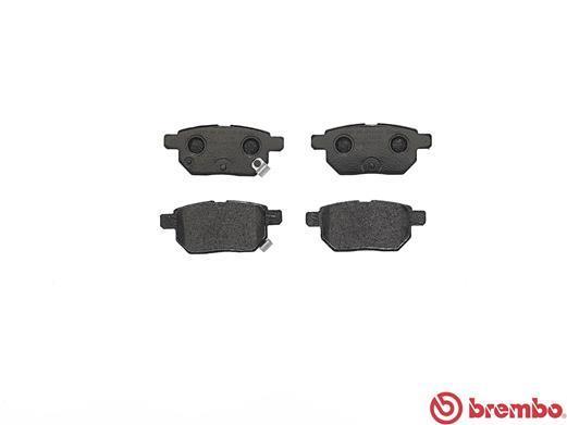 Jeu de 4 plaquettes de frein BREMBO ref. P 83 083
