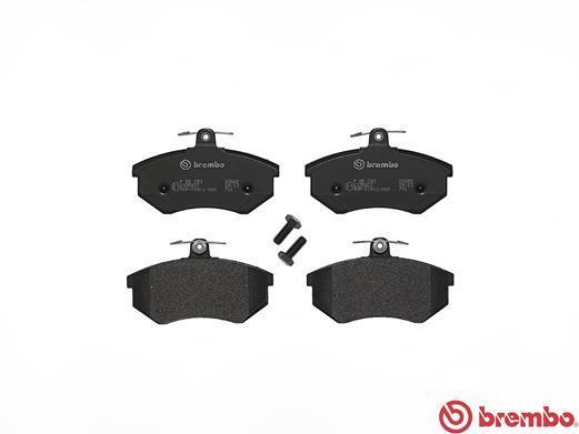 Jeu de 4 plaquettes de frein BREMBO ref. P 85 093