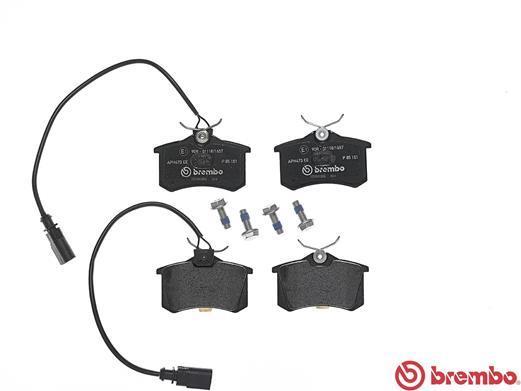 Jeu de 4 plaquettes de frein BREMBO ref. P 85 101