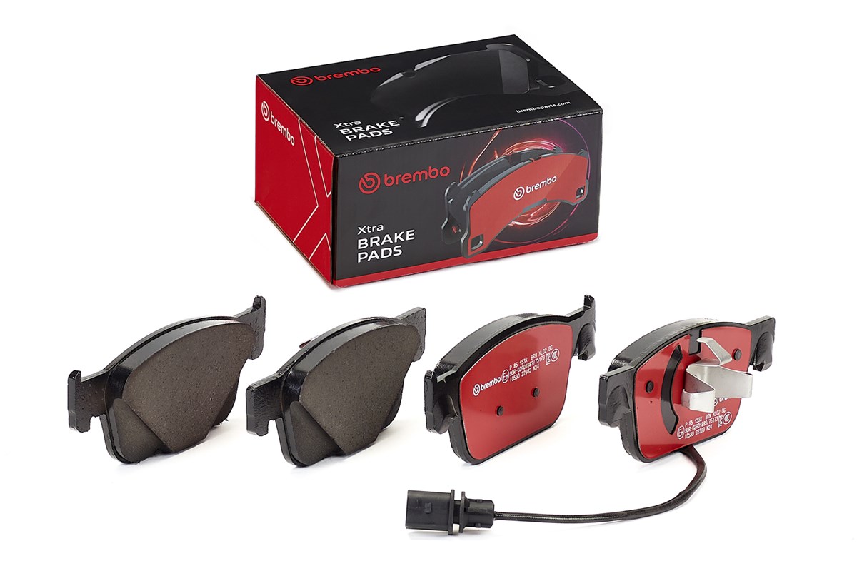 Jeu de 4 plaquettes de frein BREMBO ref. P 85 153X