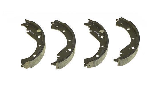 Jeu de 4 mâchoires de frein (Garniture de frein à tambour) BREMBO ref. S 83 549