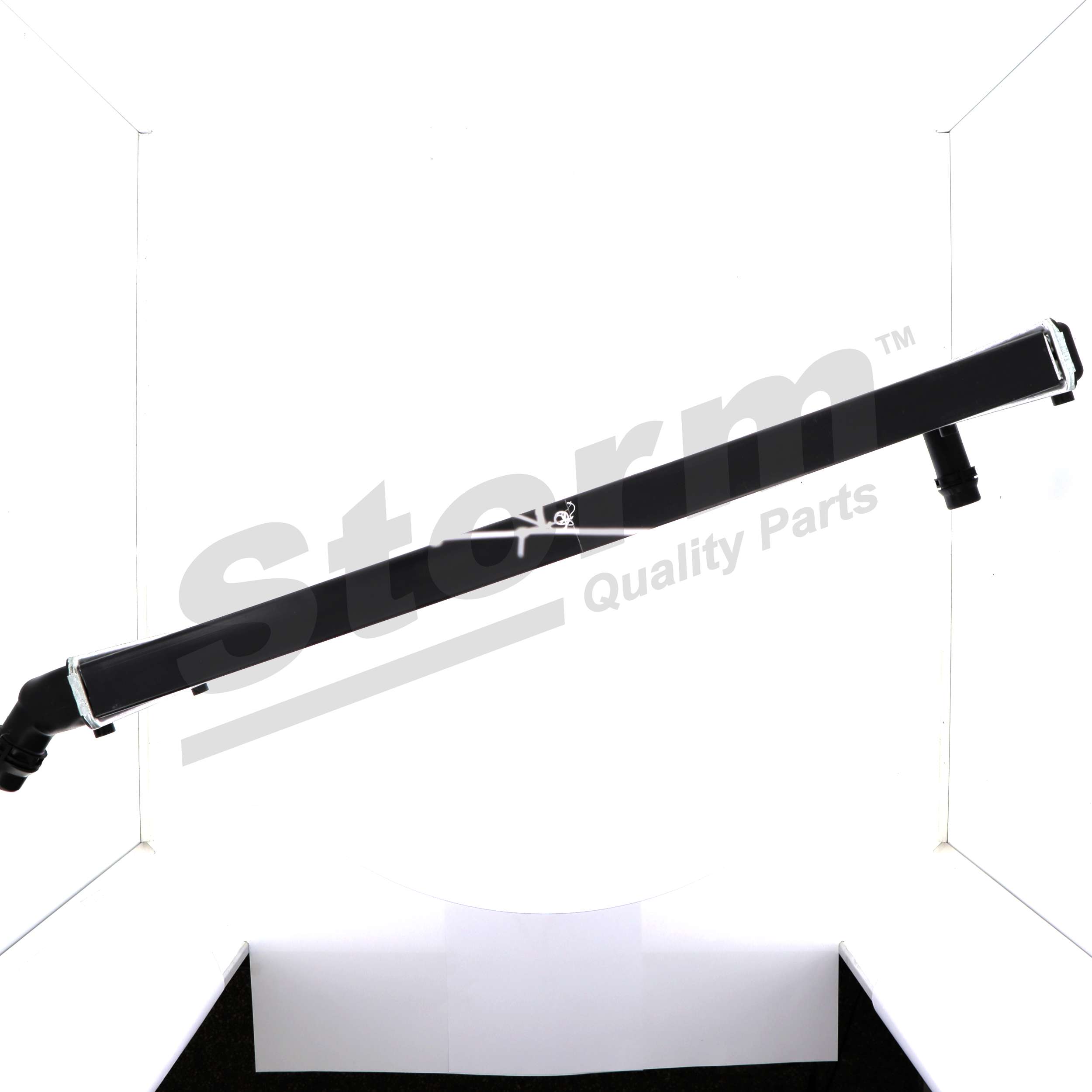Radiateur moteur (Radiateur de refroidissement) Storm ref. 98001