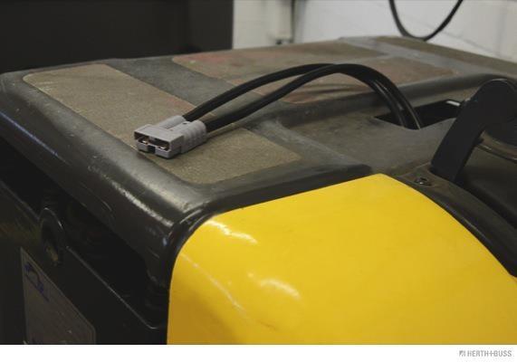 Boîtier connecteur HERTH+BUSS ELPARTS ref. 50390580