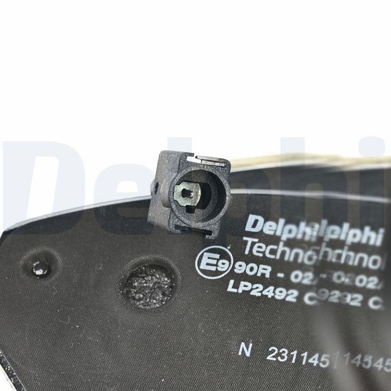 Jeu de 4 plaquettes de frein DELPHI ref. LP2492